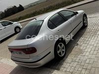 Usado Seat Toledo Sport 110 CV (80 kW) 2002 Gris / plata Berlina