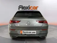 Usado Mercedes CLA180 Shooting Brake 116 CV (85 kW) 2022 Gris Familiar