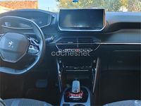 Usado Peugeot 2008 Allure 130 CV (95 kW) 2020 Blanco SUV