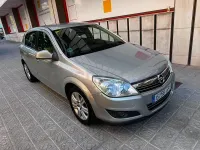 Usado Opel Astra Edition 110 CV (80 kW) 2009 Beige Berlina