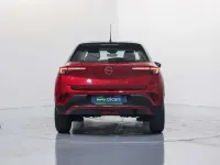 Usado Opel Mokka Edition 101 HP (74 kW) 2023 Vermelho SUV