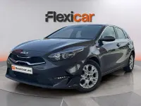 Usado Kia Ceed 120 CV (88 kW) 2023 Gris Utilitario