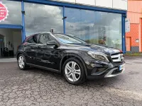 Usado Mercedes GLA200 Urban 136 CV (100 kW) 2015 Negro SUV