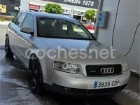Usado Audi A4 130 CV (95 kW) 2003 Gris / plata Familiar