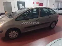 Usado Citroën Xsara Picasso 92 CV (67 kW) 2006 Beige Monovolumen