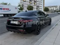 Usado Alfa Romeo Giulia 136 CV (100 kW) 2017 Negro Berlina