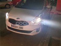 Usado Kia Carens 115 CV (84 kW) 2016 Blanco Monovolumen