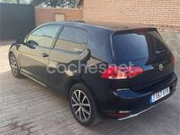 Usado VW Golf VII Advance 105 CV (77 kW) 2014 Negro Berlina