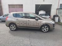 Usado Peugeot 3008 Active 112 CV (82 kW) 2012 Gris / plata Berlina