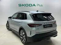 Usado Skoda Elroq SportLine 150 kW (204 CV) 2026 Gris plata SUV
