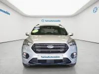 Usado Ford Kuga ST-Line 150 CV (110 kW) 2018 Gris SUV