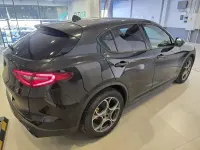 Usado Alfa Romeo Stelvio Sprint 190 CV (139 kW) 2021 Gris SUV