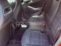 Usado Mercedes A180 Style 109 CV (80 kW) 2015 Rojo Utilitario