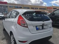 Usado Ford Fiesta Trend 95 CV (69 kW) 2017 Blanco Utilitario