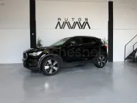 Usado Volvo XC40 Momentum 150 CV (110 kW) 2020 Negro SUV
