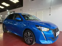 Usado Peugeot 208 Allure 100 CV (73 kW) 2020 Azul Utilitario