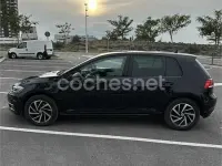 Usado VW Golf VII Advance 150 CV (110 kW) 2018 Negro Berlina