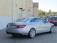 Usado Mercedes E250 Elegance 204 CV (150 kW) 2009 Gris / plata Coupe