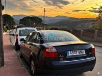 Usado Audi A4 150 CV (110 kW) 2001 Azul Berlina
