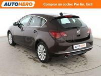 Usado Opel Astra Excellence 140 CV (102 kW) 2014 Marrón Berlina