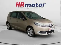 Usado Renault Scénic III LIMITED 116 CV (85 kW) 2015 Marrón Monovolumen