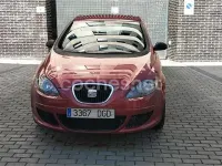 Usado Seat Altea Reference 102 CV (75 kW) 2005 Rojo Monovolumen
