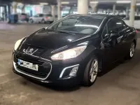 Usado Peugeot 308 CC Active 111 CV (81 kW) 2012 Negro Descapotable