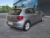 Usado VW Polo Advance 95 CV (69 kW) 2019 Gris Utilitario