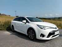 Usado Toyota Avensis Advance 143 CV (105 kW) 2016 Blanco Familiar