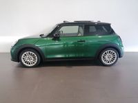 Usado Mini Cooper Favoured 156 CV (114 kW) 2024 Verde Utilitario