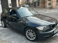 Usado BMW 116 122 CV (89 kW) 2010 Negro Utilitario