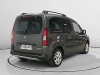 Usado Citroën Berlingo XTR 120 CV (88 kW) 2016 Negro Monovolumen