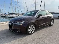 Usado Audi A1 Ambition 122 CV (89 kW) 2010 Violeta / lila Utilitario