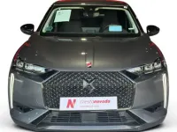 Usado DS Automobiles DS3 Crossback Performance 131 CV (96 kW) 2023 Gris / plata SUV