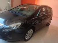 Usado Opel Zafira Tourer Excellence 136 CV (100 kW) 2015 Negro Monovolumen