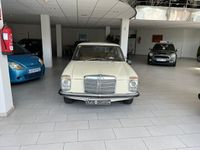 usado Mercedes 200 (W115) Berlina Manual de 4 Puertas