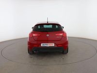 Usado Alfa Romeo Giulietta Super 121 CV (88 kW) 2017 Rojo Utilitario