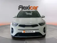 Usado Kia Stonic 101 CV (74 kW) 2025 Blanco SUV