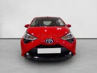 Usado Toyota Aygo X-cite 72 CV (52 kW) 2019 Rojo Utilitario