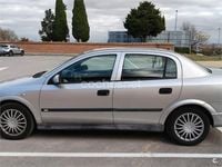 Usado Opel Astra Comfort 82 CV (60 kW) 1999 Gris / plata Berlina