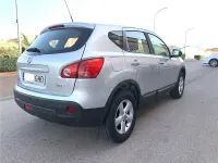 Usado Nissan Qashqai Acenta 106 CV (77 kW) 2008 Gris / plata SUV