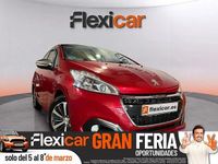 Usado Peugeot 208 Allure 100 CV (73 kW) 2017 Rojo Utilitario