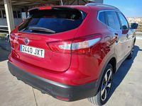 Usado Nissan Qashqai N-Connecta 115 CV (84 kW) 2017 Granate SUV