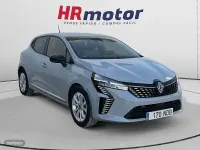 Usado Renault Clio Evolution 101 CV (74 kW) 2025 Gris Utilitario
