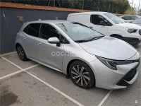 Usado Toyota Corolla Style 180 CV (132 kW) 2021 Gris / plata Berlina