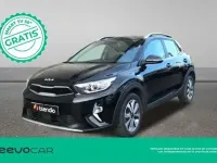 Usado Kia Stonic 84 CV (61 kW) 2023 Negro SUV