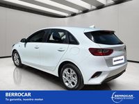 Usado Kia Ceed 100 CV (73 kW) 2023 Blanco Utilitario