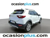 Usado Kia Stonic 100 CV (73 kW) 2024 Blanco SUV