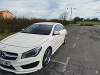 Usado Mercedes CLA220 Shooting Brake AMG line 177 CV (130 kW) 2015 Blanco Familiar
