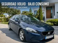 Usado Volvo V40 Momentum 115 CV (84 kW) 2014 Azul Berlina